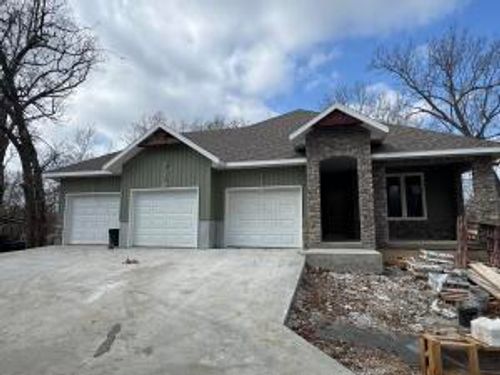 1907 N Lake Ln, Nixa, MO, 65714-8107 | Card Image