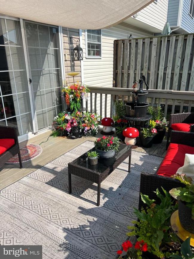 102 Zephyr Ln, Townhouse with 3 bedrooms, 2 bathrooms and null parking in WINCHESTER VA | Image 6