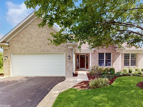 2523 Highland Rd, Geneva, IL, 60134-3959 | Card Image
