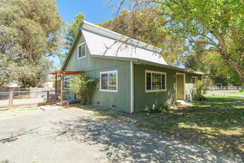 9527 Old Redwood Highway, Penngrove, CA, 94951 | Card Image