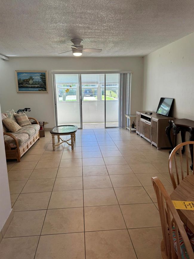 APT-113 - 721 Lori Dr, Condo with 1 bedrooms, 2 bathrooms and null parking in Palm Springs FL | Image 12