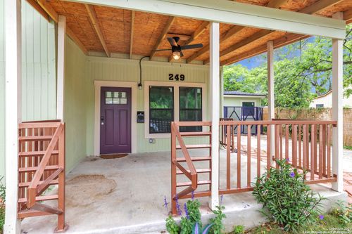 249 E French Pl, San Antonio, TX, 78212-3720 | Card Image