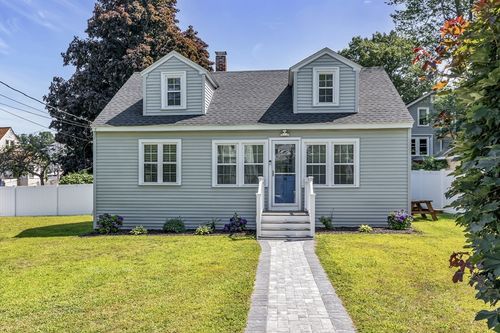90 Gilbert St, Lawrence, MA, 01843-3610 | Card Image