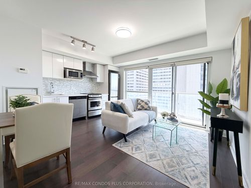 1508-58 Orchard View Boulevard, York, ON, M4R0A2 | Card Image