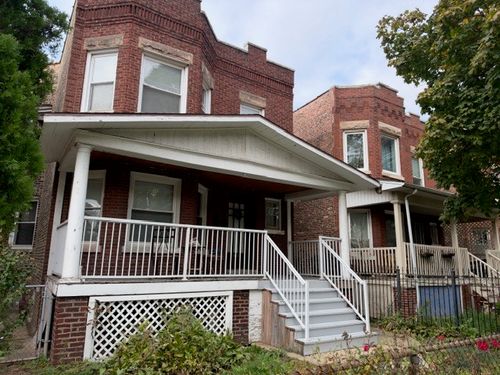 830 N Francisco Ave, Chicago, IL, 60622-4458 | Card Image
