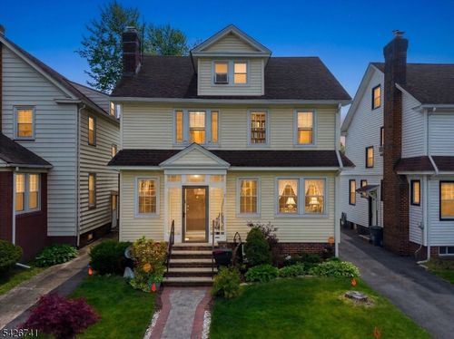 88 Woodbine Ave, Newark, NJ, 07106-2826 | Card Image