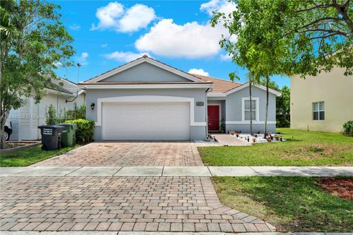3472 Ne 2nd St, Homestead, FL, 33033-8009 | Card Image