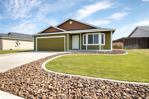 4615 Clydesdale Ln, Pasco, WA, 99301-6699 | Card Image
