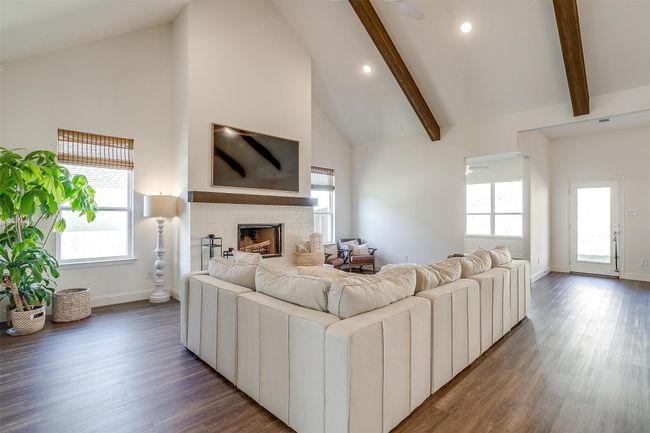 223 E Furlong, House other with 4 bedrooms, 3 bathrooms and null parking in Willow Park TX | Image 5