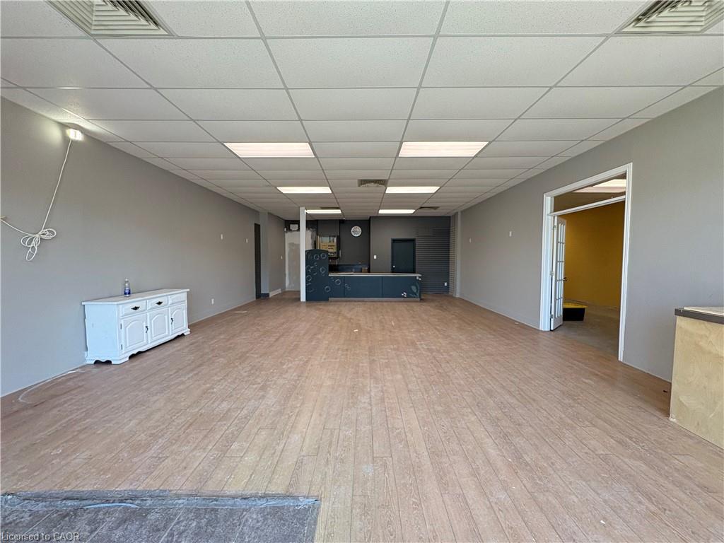 Commercial Lease in London 5