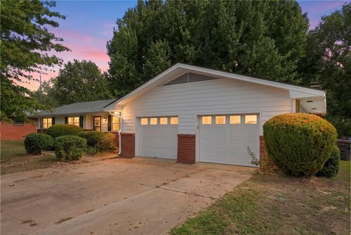 3107 Turner St, Springdale, AR, 72764-7225 | Card Image
