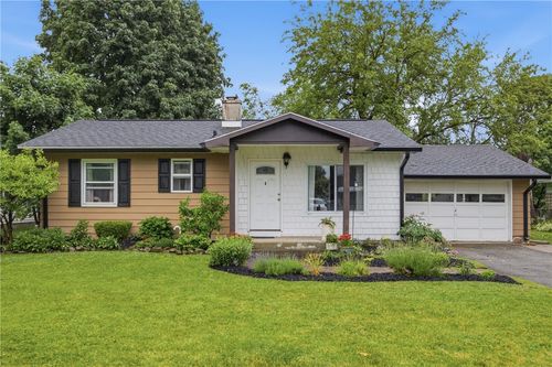 107 Canandaigua Avenue, Canandaigua-City, NY, 14424 | Card Image