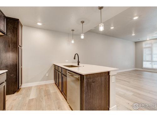 e204-235 High Point Dr, Longmont, CO, 80504 | Card Image