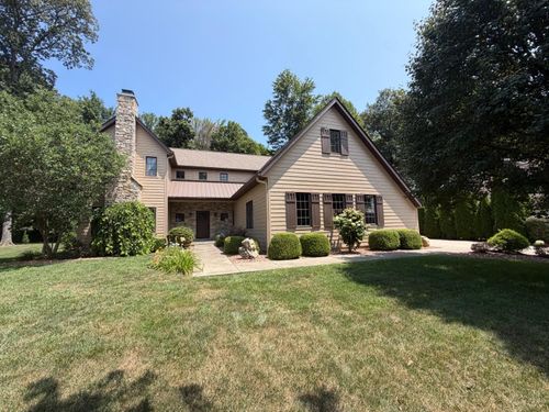 32 Red Maple Ct, Batesville, IN, 47006-9196 | Card Image