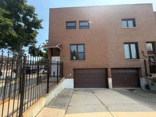 9501 S Racine Ave, Chicago, IL, 60643-1423 | Card Image