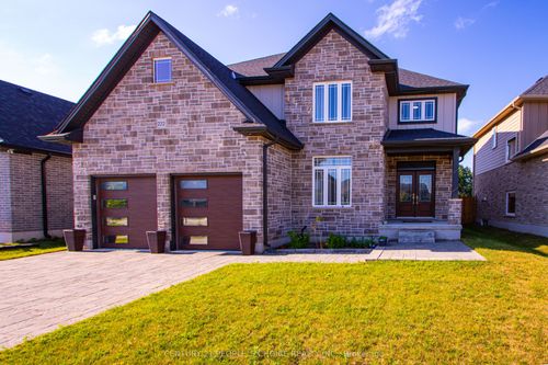 222 Boardwalk Way, Dorchester, ON, N0L1G2 | Card Image