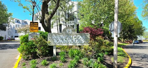 804 Spinnaker Ct, Secaucus, NJ, 07094-2235 | Card Image