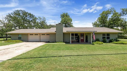 1013 Highland Dr, Highland Haven, TX, 78654-9776 | Card Image