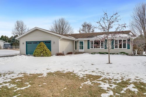 6395 Greystone, Roscoe, IL, 61073-7138 | Card Image