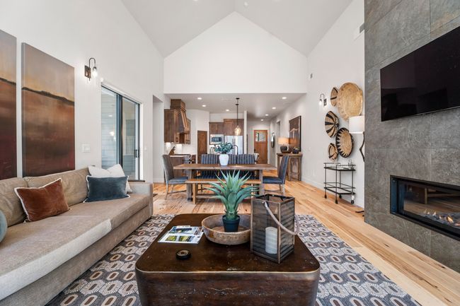 28-Living Room | Image 18