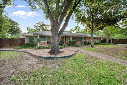 2305 Madison Cir, Corsicana, TX, 75110-2249 | Card Image