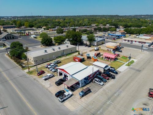 302 S Main St, Copperas Cove, TX, 76522-2236 | Card Image