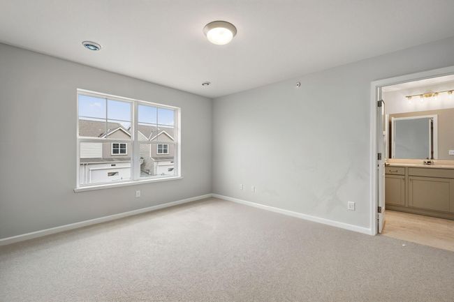 [L1404-Z031]OwnersBedroom.3.jpeg | Image 8