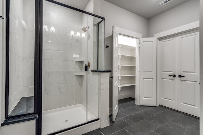 Primary bathroom | Image 10