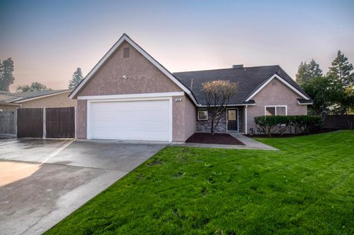 346 W Fremont Ave, Clovis, CA, 93612-0274 | Card Image
