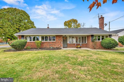 4255 Somerton Rd, FEASTERVILLE TREVOSE, PA, 19053-6724 | Card Image