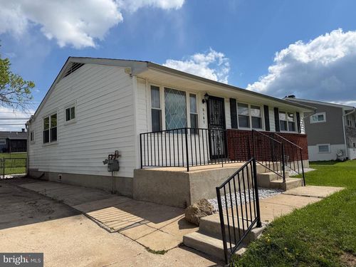 3207 Gartside Ave, Baltimore, MD, 21244-2824 | Card Image