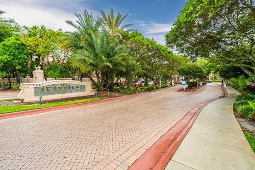 104-12166 Saint Andrews Pl, Miramar, FL, 33025-0750 | Card Image
