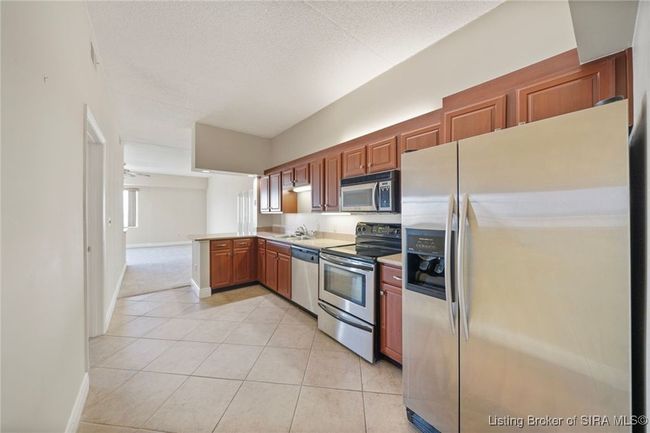 APT-908 - 1 Riverpointe Plz, Condo with 2 bedrooms, 2 bathrooms and null parking in Jeffersonville IN | Image 20