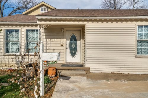 117 E Avenue E, Garland, TX, 75040-7306 | Card Image