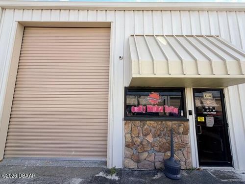 c4-1725 S Nova Rd, South Daytona, FL, 32119-1748 | Card Image