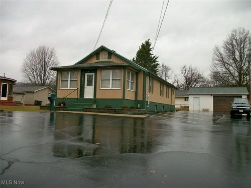 2318 Washington Blvd, Belpre, OH, 45714-1935 | Card Image