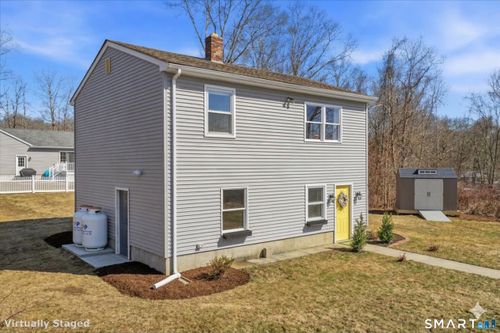 76 Gay Hill Rd, Uncasville, CT, 06382-2014 | Card Image