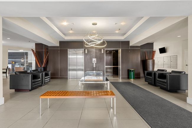 APT-502 - 15 N Beacon St, Condo with 2 bedrooms, 2 bathrooms and null parking in Boston MA | Image 22