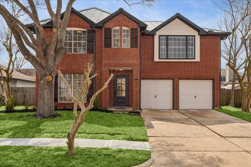 4524 Fox Run St, Pearland, TX, 77584-9214 | Card Image