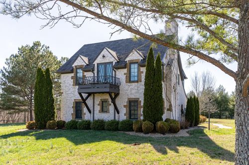 5009 Lone Oak Pvt Trl, Franklin, TN, 37064 | Card Image
