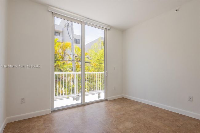 APT-101 - 50 Ocean Lane Dr, Condo with 3 bedrooms, 2 bathrooms and null parking in Key Biscayne FL | Image 35