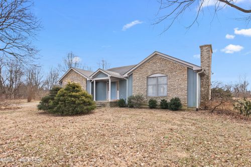 10104 Secretariat Dr, Goshen, KY, 40026-8723 | Card Image