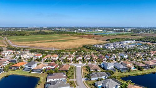 5727 Title Row Dr, BRADENTON, FL, 34210-4071 | Card Image