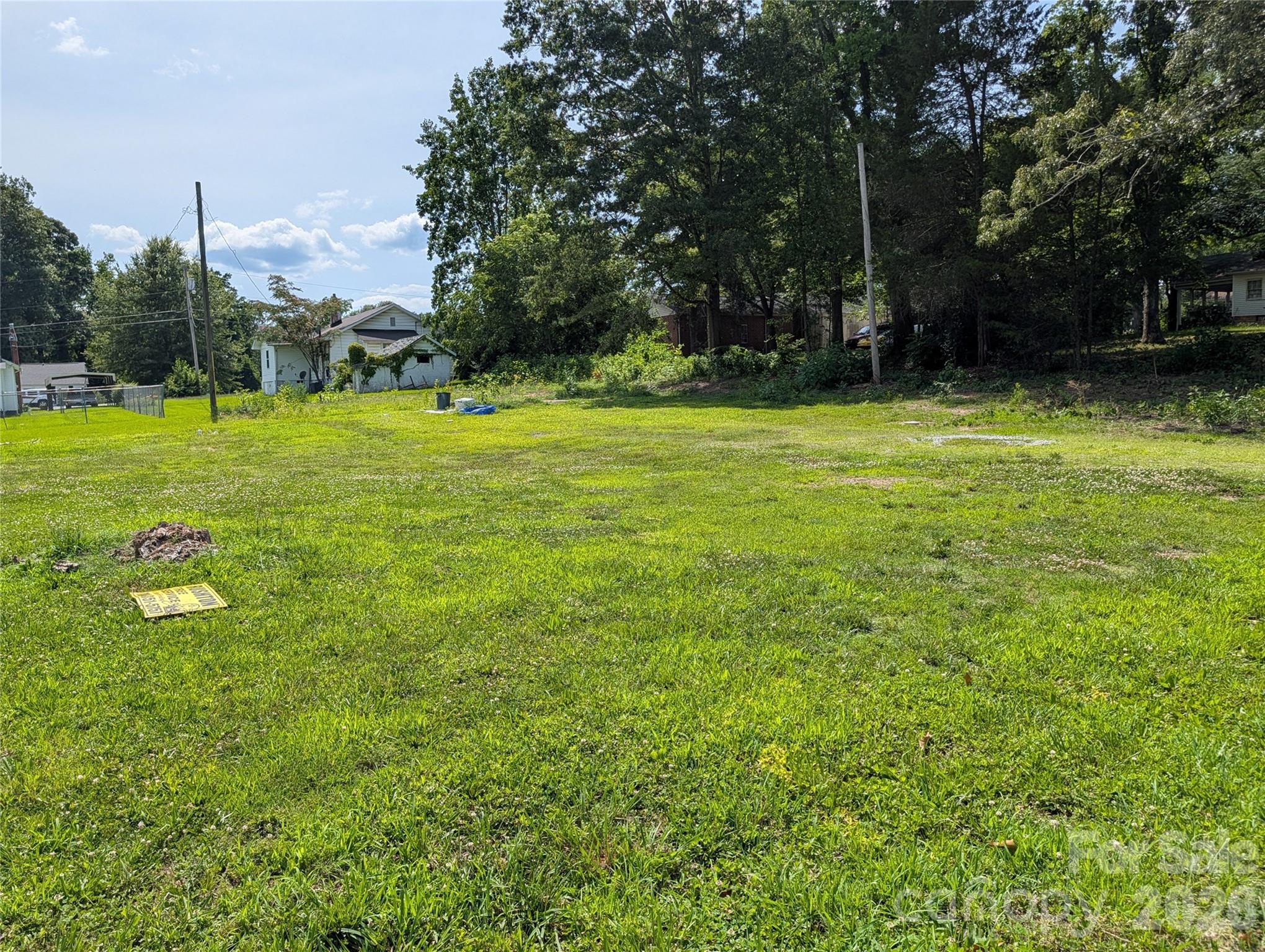 106 S Cherry St, Cherryville, NC 28021