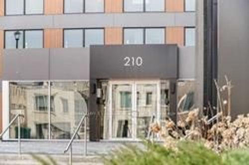 403-210 Sabina Dr, Oakville, ON, L6H0W6 | Card Image