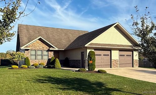 167 Siebert Rd, Lancaster, NY, 14086-9415 | Card Image
