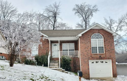 117 Township Ct, Hendersonville, TN, 37075-2909 | Card Image