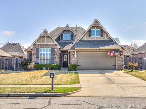 13605 Owasso Ave, Glenpool, OK, 74033-3823 | Card Image