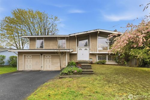 12522 Se 217th Place, Kent, WA, 98031 | Card Image