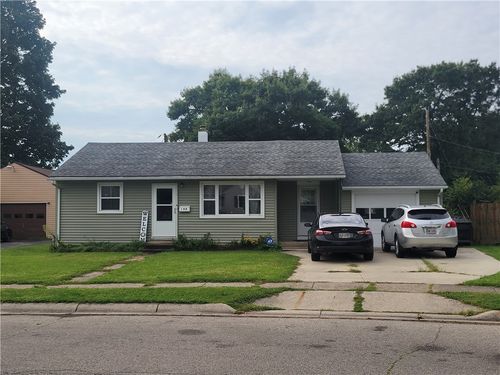 108 Funston Ave, New Carlisle, OH, 45344-1415 | Card Image